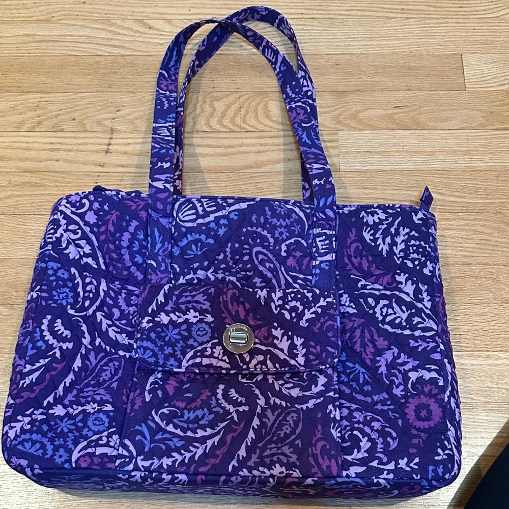 Vera Bradley Purple Paisley Bag and Ditty bag set - Picture 2 of 12